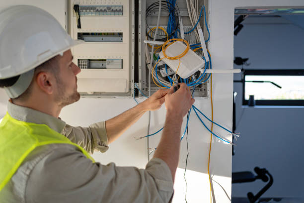 Best Electrical Troubleshooting Services  in Gnadenhutten, OH